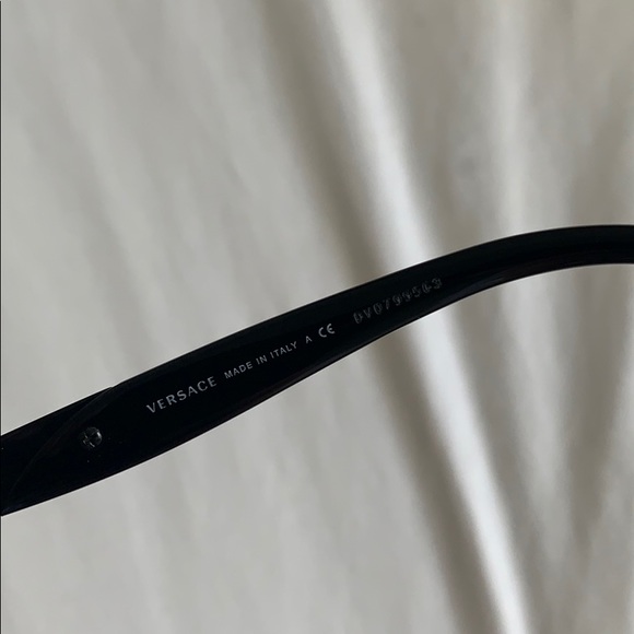 Sunglasses - Picture 3 of 3